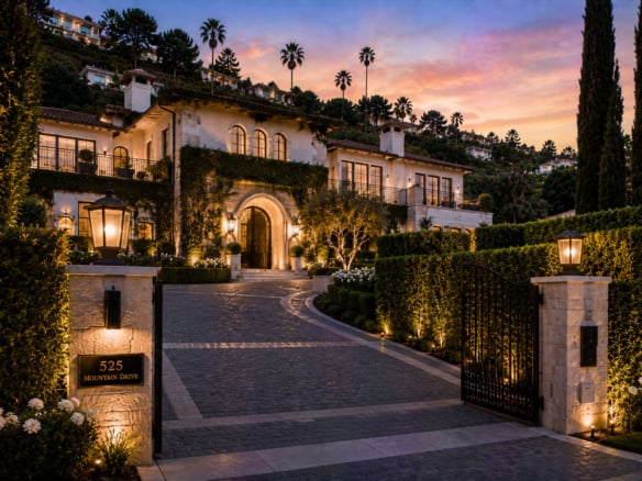 525 Mountain Dr
